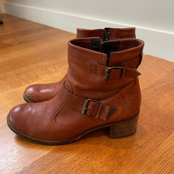 Paul Green Leather Booties - Picture 3 of 8
